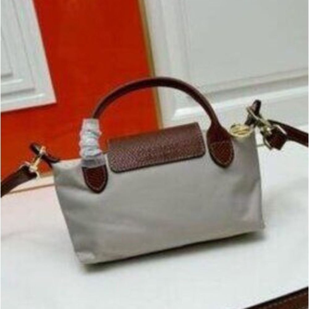 Longchamp women's bags. - Picture 3 of 4